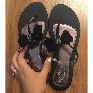 Steve Madden Bow Sandals